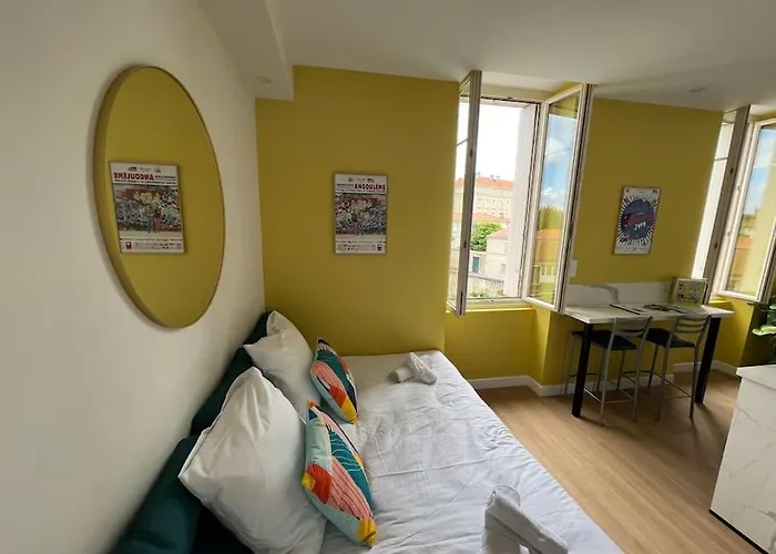 Superbe Centre * Clim * Wifi * De Gamme * Angoulême